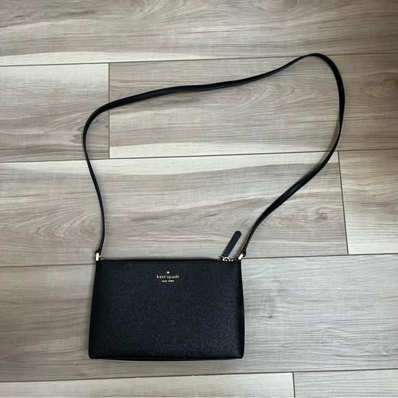 kate spade Handbags - Kate Spade New York Crossbody